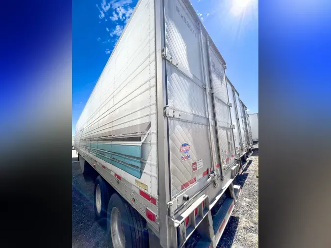 2022 UTILITY VS2RA364448a05ea8406e88574bd8b174ba51