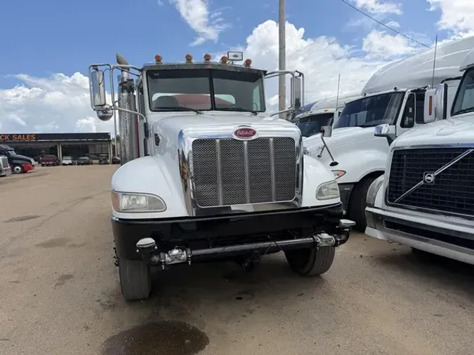 2014 PETERBILT 348