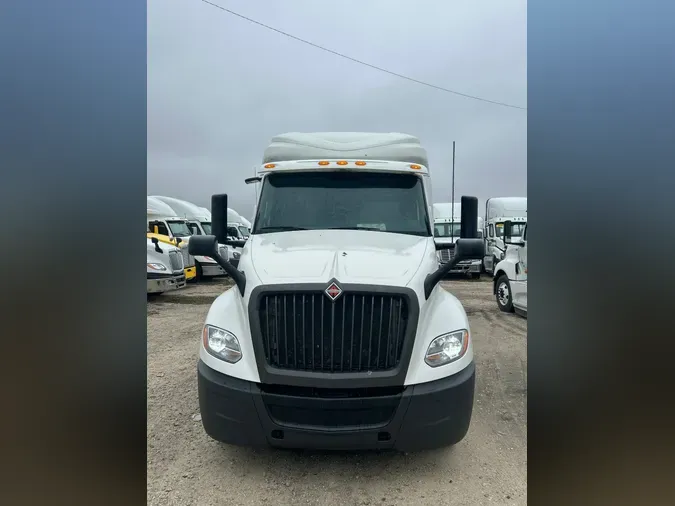 2019 NAVISTAR INTERNATIONAL LT625 SLPR CAB