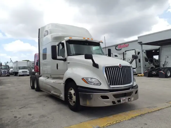 2020 NAVISTAR INTERNATIONAL LT625 SLPR CAB
