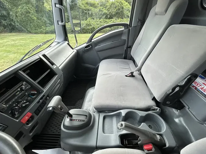 2022 Isuzu NPR-HD