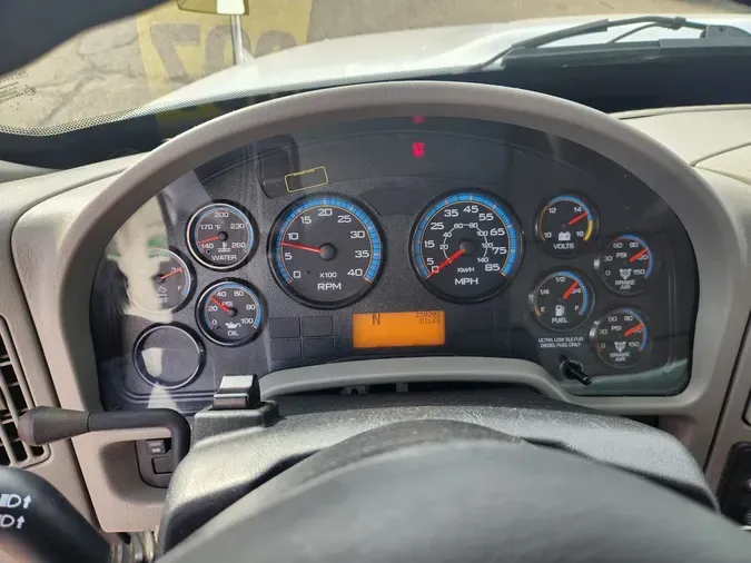 2018 INTERNATIONAL Durastar 4300