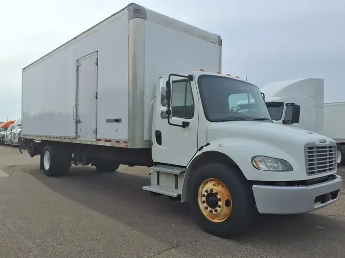 2018 FREIGHTLINER M2 106