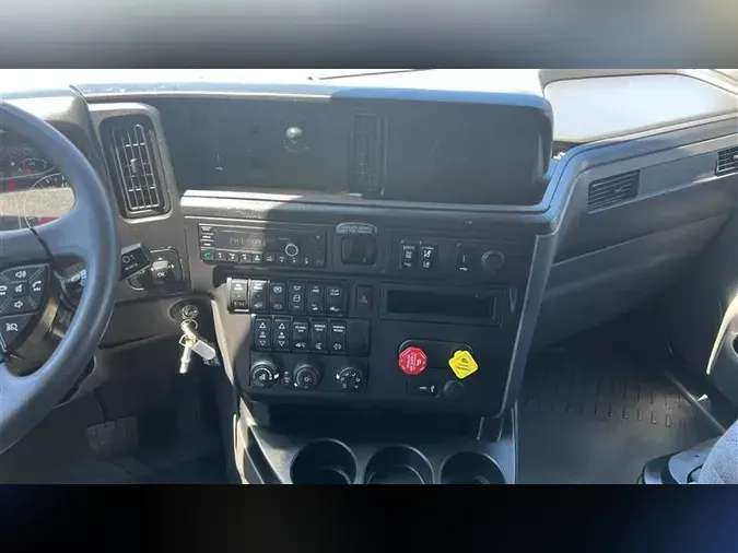 2022 INTERNATIONAL LT625