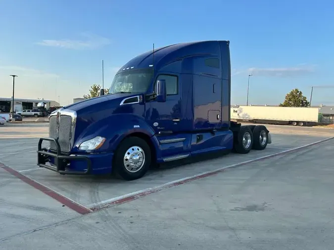 2022 Kenworth T6803654d9cfe53751d17d484a9f2d9dc8ab