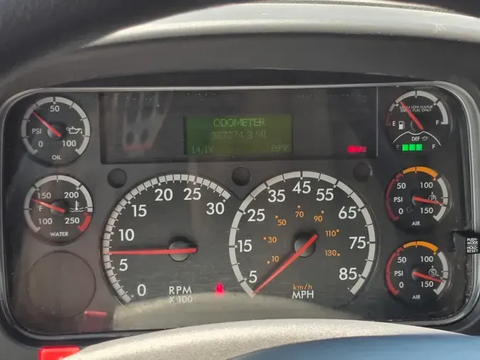2019 FREIGHTLINER/MERCEDES M2 106