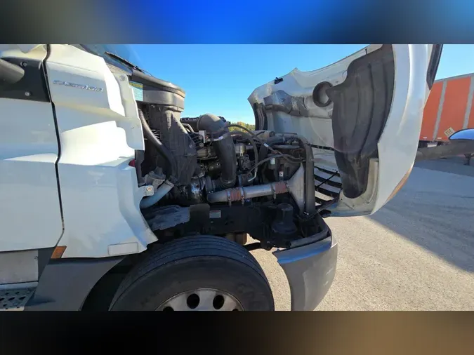 2022 Freightliner Cascadia 126