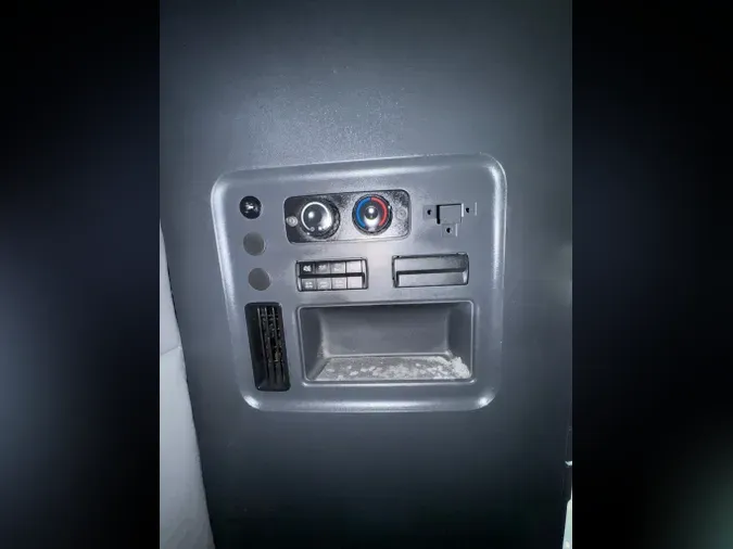 2022 FREIGHTLINER Cascadia 126