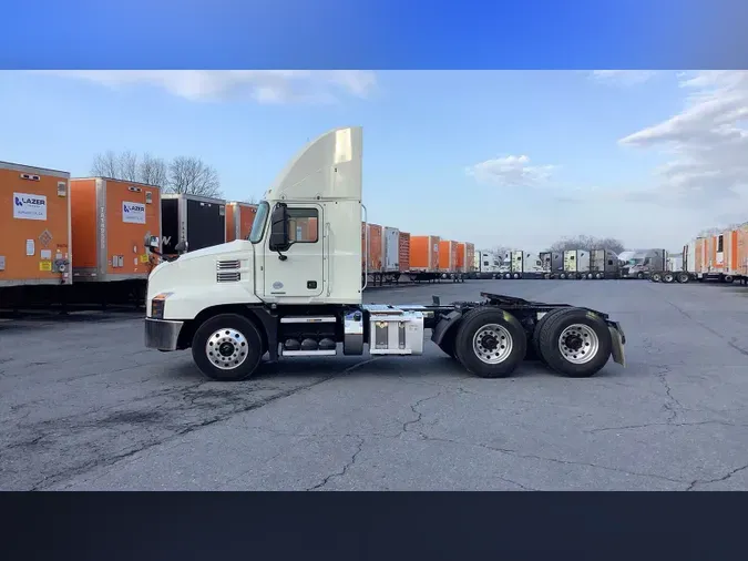 2020 Mack Anthem365be0d736990ae36374fc5244036c58