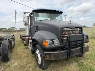2006 MACK GRANITE CV713