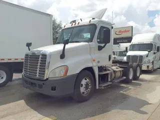 2016 FREIGHTLINER/MERCEDES CASCADIA 125