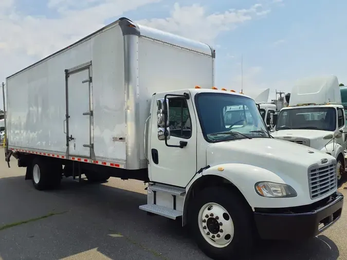 2018 FREIGHTLINER M2 106