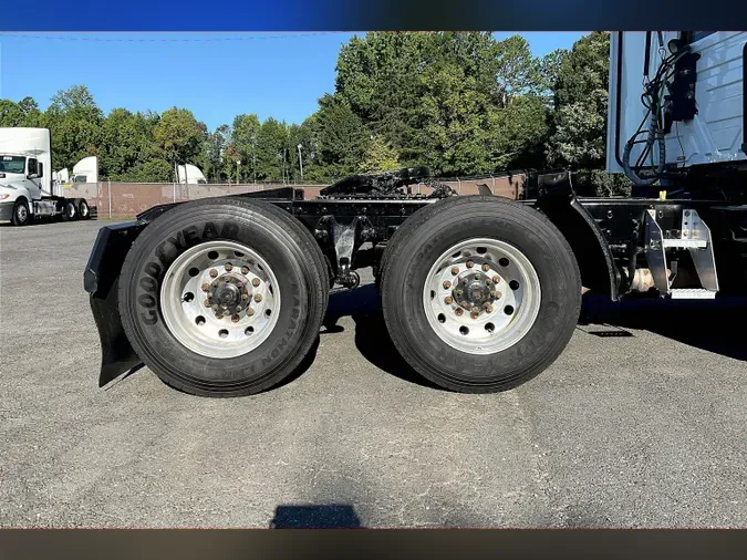 2021 INT LT625 6x4