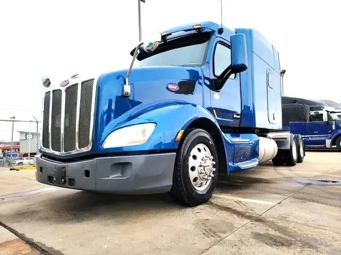 2022 Peterbilt 579