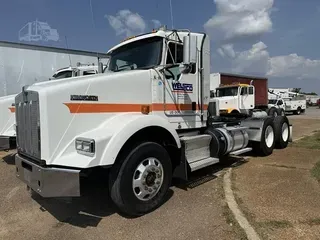 2017 KENWORTH T800