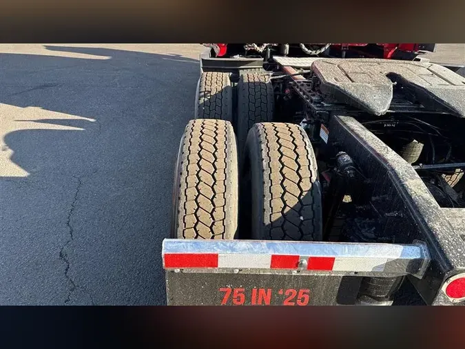 2022 FREIGHTLINER CA126