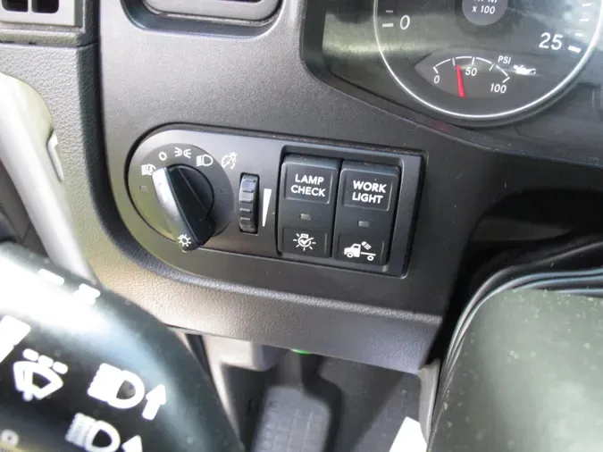 2020 International LT625