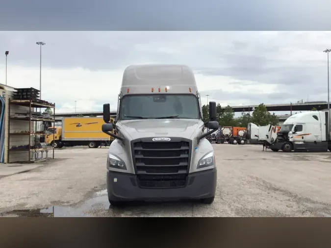 2023 Freightliner Cascadia