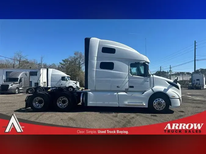 2020 VOLVO VNL760