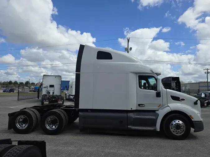 2021 Peterbilt 579