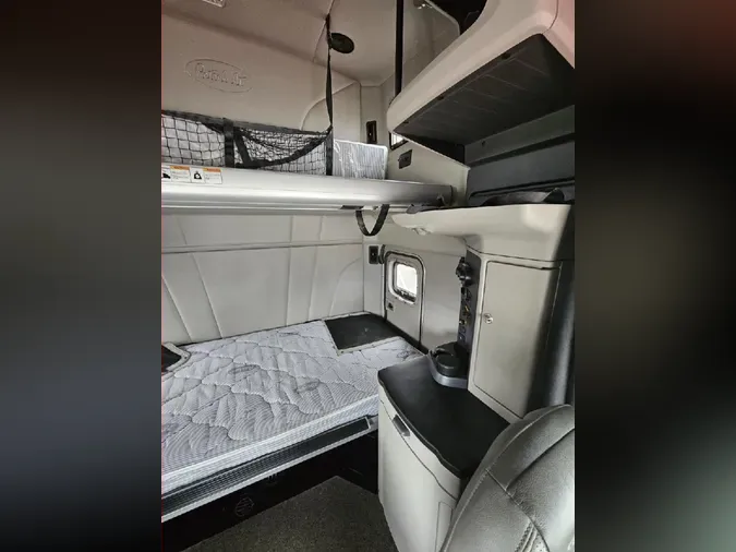 2023 PETERBILT 579