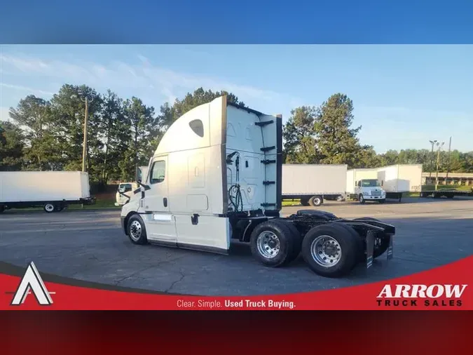 2021 FREIGHTLINER CA126