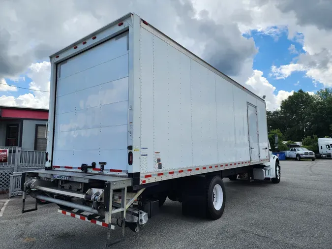 2019 FREIGHTLINER/MERCEDES M2 106