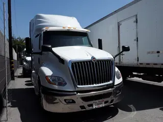 2019 NAVISTAR INTERNATIONAL LT625 SLPR CAB