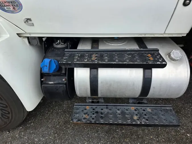 2019 NAVISTAR INTERNATIONAL 4300