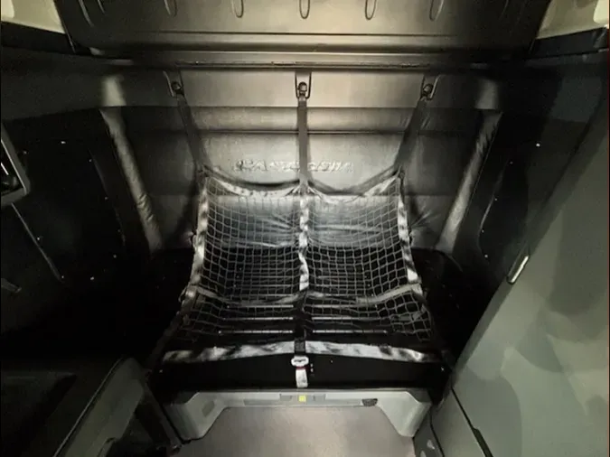 2023 Freightliner Cascadia 126