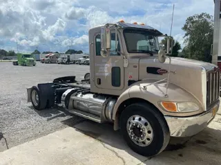 2015 PETERBILT 337