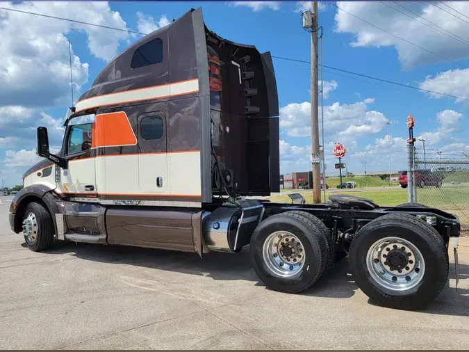 2020 Peterbilt 579