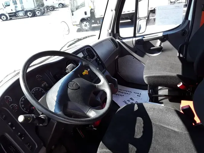 2018 FREIGHTLINER/MERCEDES M2 106368de6469e9c4ff4df1612d9f10f6168