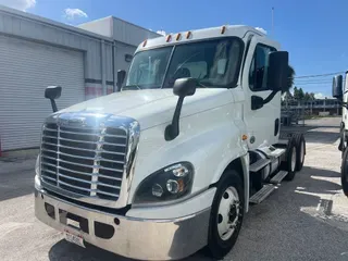 2016 FREIGHTLINER/MERCEDES CASCADIA 125