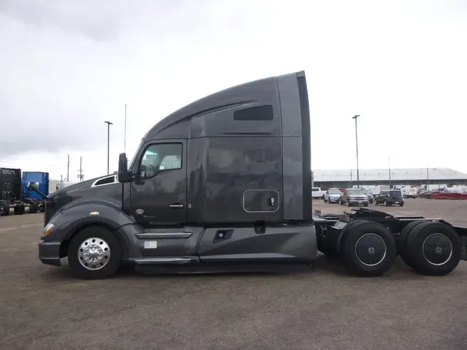 2022 Kenworth T680