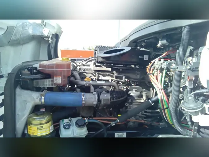 2021 Freightliner Cascadia 126