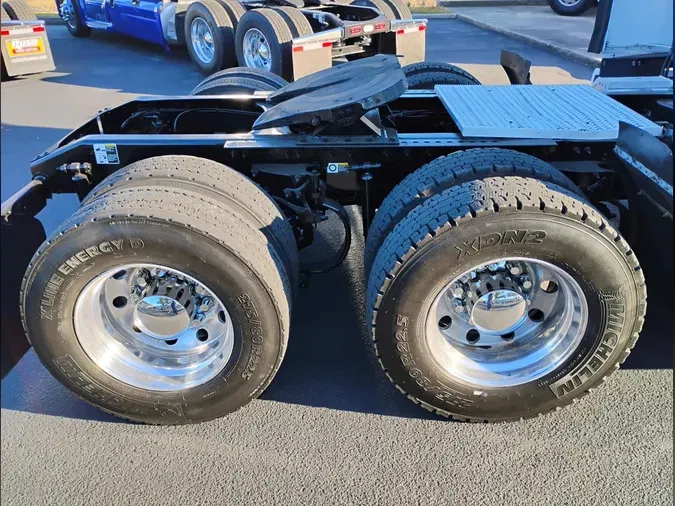 2022 Peterbilt 57936927ff3a5ed0fb2fd1c51c83fcfbdab