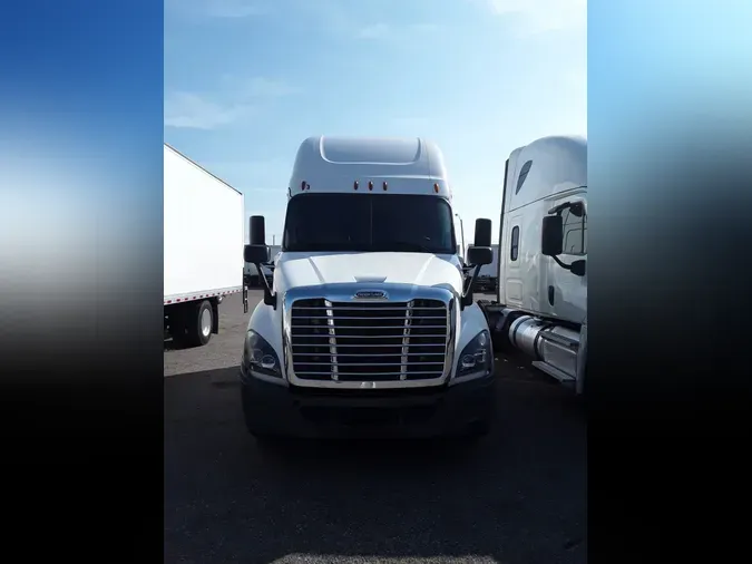 2019 FREIGHTLINER CASCADIA 125