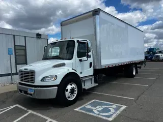 2018 FREIGHTLINER/MERCEDES M2 106