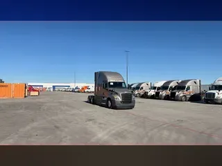 2020 Freightliner Cascadia