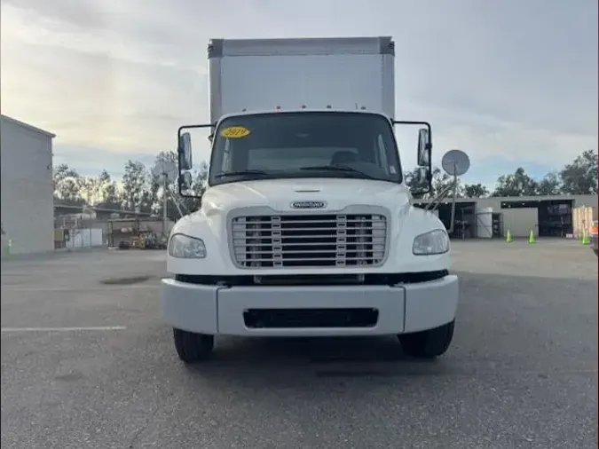 2019 Freightliner Business Class M2 106