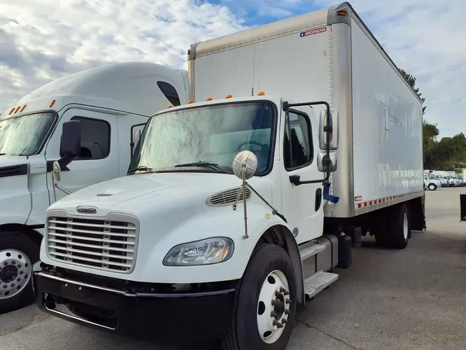 2016 FREIGHTLINER/MERCEDES M2 106