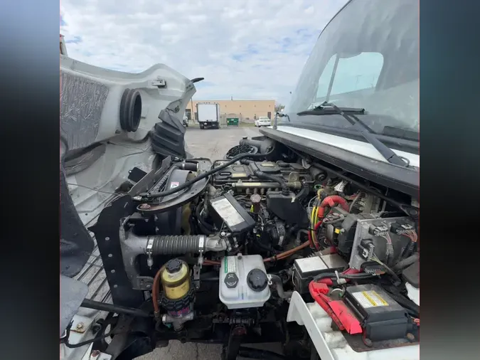 2019 FREIGHTLINER/MERCEDES M2 106