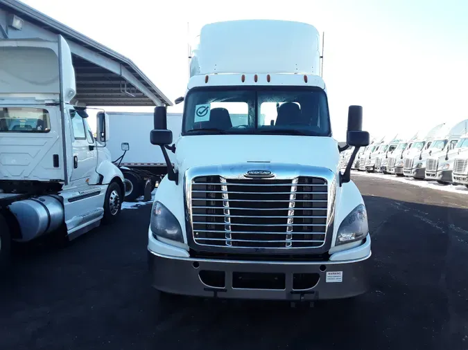 2019 FREIGHTLINER/MERCEDES CASCADIA 125