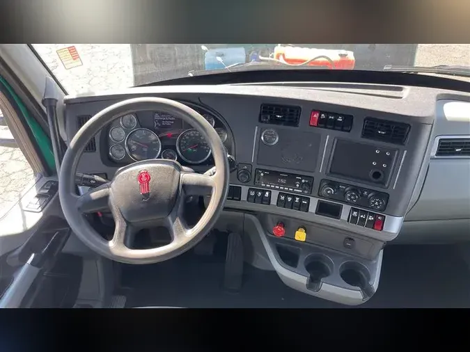 2021 KENWORTH T680