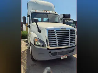 2019 FREIGHTLINER/MERCEDES CASCADIA 125