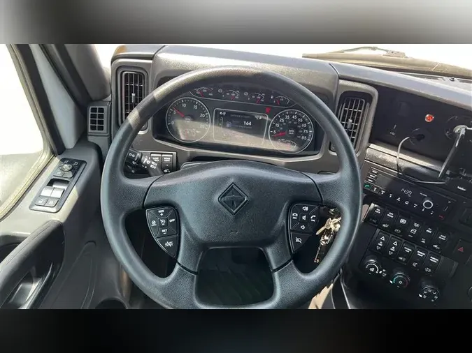 2022 INTERNATIONAL LT625