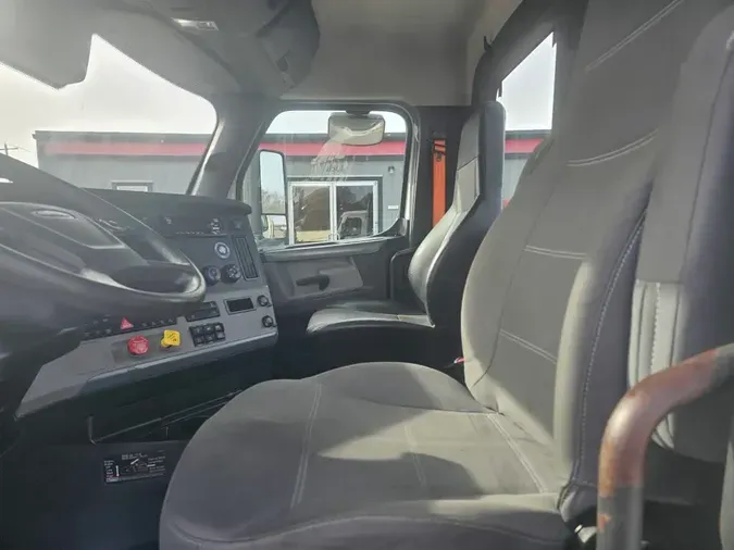 2021 FREIGHTLINER/MERCEDES NEW CASCADIA PX1266436afef84634edd47a716a833c81a56f1