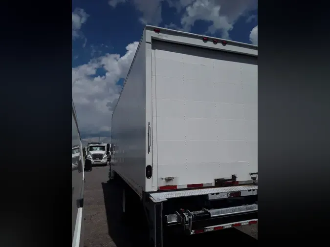 2018 FREIGHTLINER/MERCEDES M2 106
