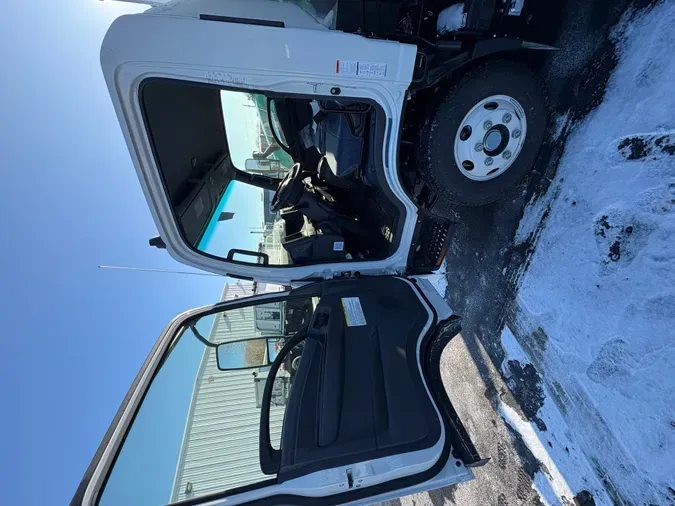 2025 ISUZU DIESEL NPRHD